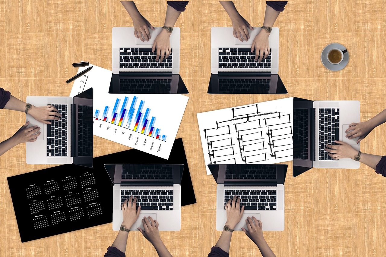 伝えたいことが多すぎる企業のデザイン失敗